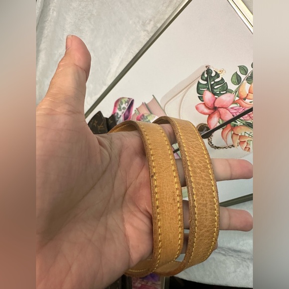 SOLD**** Authentic Louis Vuitton Monogram Babylone Tote Bag - Picture 3 of 16